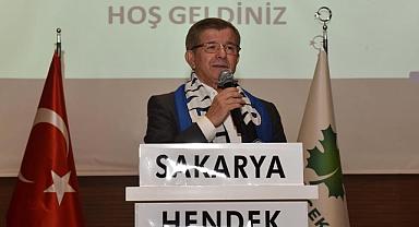 Eski Başbakan Ahmet Davutoğlu Hendek’te!