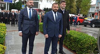 MUHTARLAR GÜNÜ, ÇELENK SUNMA TÖRENİYLE KUTLANDI