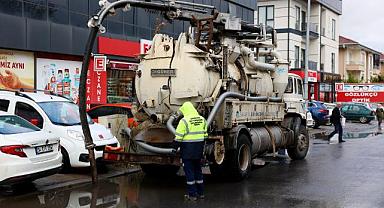 Yağışların etkilediği bölgelere SASKİ’den anında müdahale