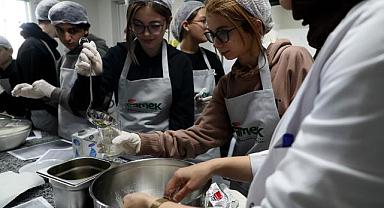 Gastronomide ilk adımı SAMEK Mutfak Atölyesi’nde attılar