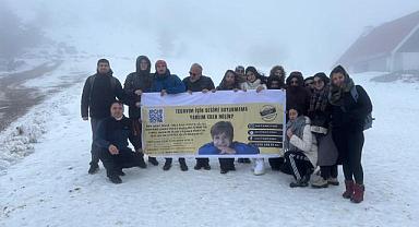 HENDEKLİ ÖĞRETMENLERDEN, KARTALKAYA'DA KAYAK ETKİNLİĞİ!