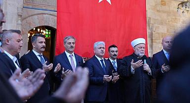 Tarihi Yunus Paşa Cami yeniden ibadete açıldı!