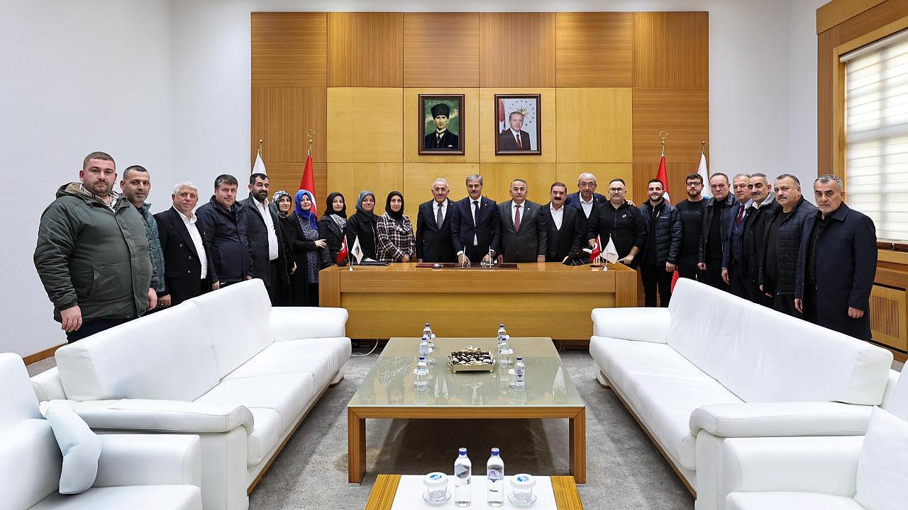 Başkan Alemdar AK Parti Teşkilatlarını misafir etti