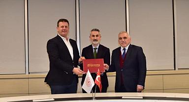 Akyazı’nın 4 Mahallesinde Yapılacak Spor Tesisleri İçin İmzalar Atıldı