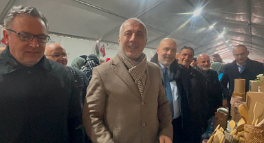 Başkan Babaoğlu, Gazze için kurulan kermesi ziyaret etti.