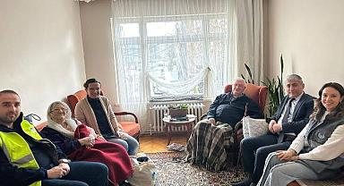 Büyükşehir kapıları aşındırıp yürekleri ısıtıyor