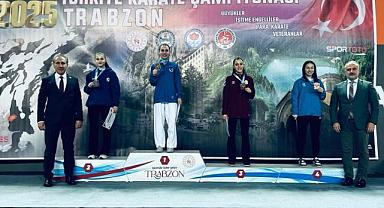 HENDEKLİ KARATECİLER TRABZON'DAN MADALYA İLE DÖNDÜ