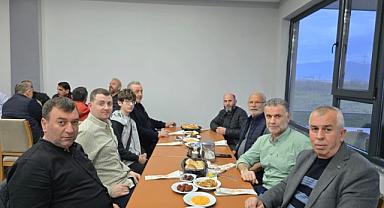 ATİLLA TEZGEL, DOSTLARINA VE ÇALIŞANLARINA İFTAR VERDİ