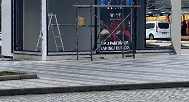 Başkan Püsküllü Hendek'i parfüm kokusuna boğdu!