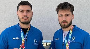 Büyükşehir’in karatecileri Manisa’da şampiyon oldu