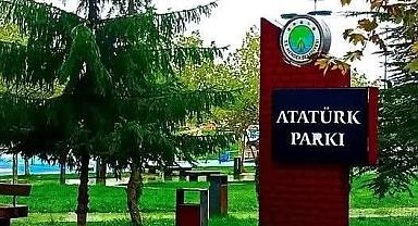 HENDEK'TE ATATÜRK PARKI TABELASI KALDIRILDI