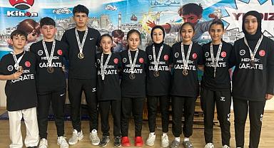 Karatenin yıldızları Bursa’da parladı