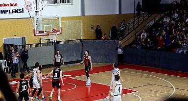 Play-Off serisinde durum eşitlendi; son mücadele 24 Mart’ta Uşak’ta