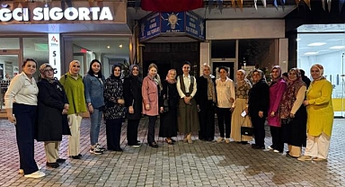 AK KADINLAR YOĞUN MESAİ HARCIYOR
