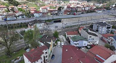 Büyükşehir Alifuatpaşa’da yılların sorununu çözüyor: Hemzemin geçit aktif duruma getirilecek