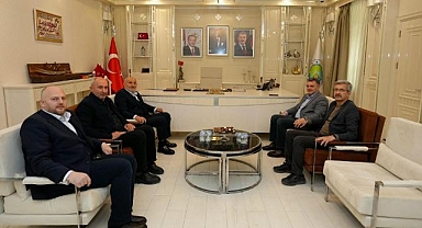 Karasu Belediye Başkanı İshak Sarı'dan Başkan Püsküllü'ye ziyaret