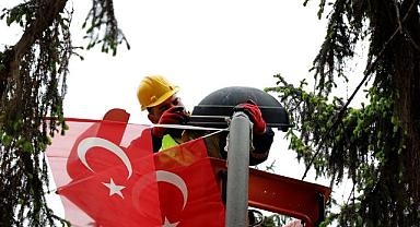  Atatürk Bulvarı’na LED aydınlatma