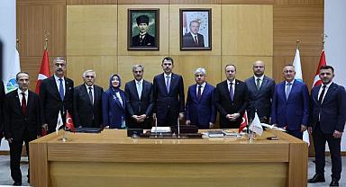 Bakan Murat Kurum Başkan Yusuf Alemdar'ı ziyaret etti