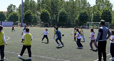 Geleneksel Çocuk Oyunları Şenliği başladı