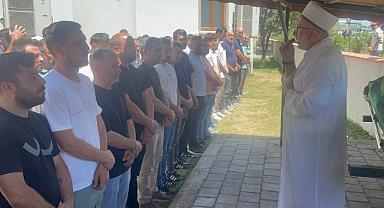 GÜRSEL DUALARLA SON YOLCULUĞUNA UĞURLANDI 