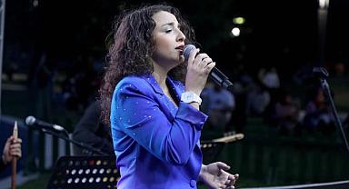 Sakarya'da Elif Kayacan Konseri, şehre renk kattı!