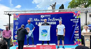 Sakarya’nın koşan tecrübesi Ali Turan kürsüyü bırakmıyor