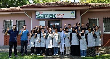 Dünyanın dört bir yanından gençler Büyükşehirle Türk kültürünü tanıdı