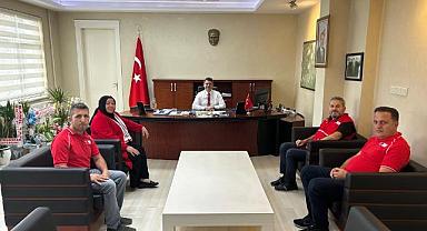 HENDEK KIZILAY'DAN KAYMAKAM GÖKPINAR'A HAYIRLI OLSUN ZİYARETİ