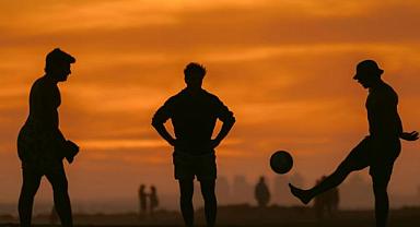 Sakarya’da plaj futbolu fırtınası başlıyor
