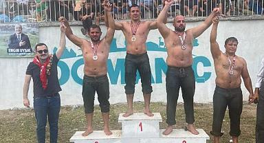 Büyükşehir’in Pehlivanı Kütahya’da kürsüye çıktı