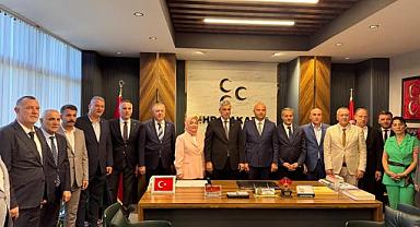 Sağlık Bakanı Kemal Memişoğlu'ndan MHP Ziyareti!