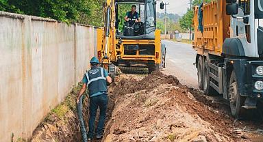 SASKİ, HENDEK UZUNÇARŞIDA SU SORUNUNU ÇÖZDÜ!