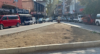 HENDEK'İN MERKEZİNDEKİ ÇİRKİN GÖRÜNTÜ!