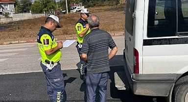 Hendek'te Eğitimin başladığı gün, Asayiş ve Trafik Denetimleri de başladı.