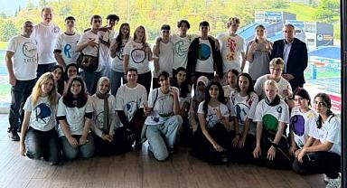 Misafir Gençler Sakarya’da ‘Yeşil Gelecek’ İçin Pedal Çevirdi