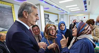 Başkan Yusuf Alemdar Eli Öpülesi Büyüklerle