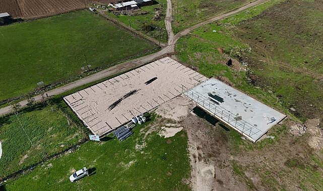 Büyükşehir’den Geyve’de Eşme Ve Bayat’a Spor Kompleksi