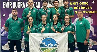 Büyükşehir Sporcuları Bursa’da Madalyaları Topladı