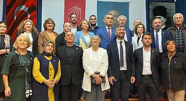 HENDEK CHP'DE GÖREV DAĞILIMI YAPILDI