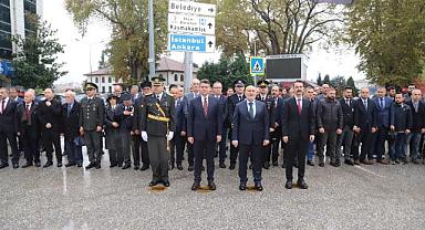 Hendek'te yağmur altında Cumhuriyet coşkusu