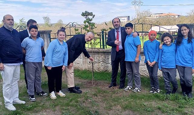 HOCALARIN HOCASI İSMAİL CERRAHOĞLU HENDEK'TE ANILDI