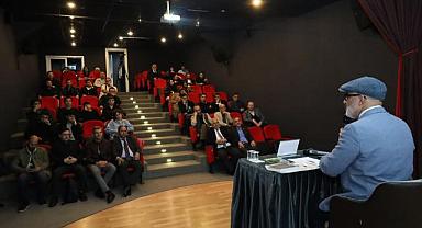 OSM’de Sakaryalılara Gazze’yi Anlattı: “Filistinliler için vatan gözyaşıdır…”