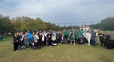 Özel Gereksinimli Öğrencilerden Yeşil Siyahlılara Moral Ziyareti