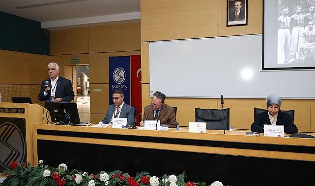 ‘Bir Şehir İki Çınar’ Sempozyumunun İlk Oturumu Faik Baysal Oldu