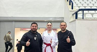 HENDEKLİ KARATECİLER BALKANLARDA MADALYA AVINA ÇIKTI