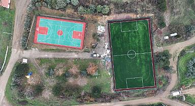 Geyve Bayat ve Eşme’de Spor Sahaları Hizmete Gün Sayıyor