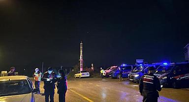 HENDEK'TE POLİS VE JANDARMADAN HUZUR UYGULAMALARI