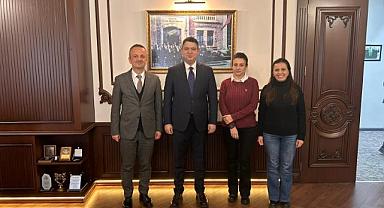 KAYMAKAM GÖKPINAR, KAYMAKAMLIK PERSONELİNİN YENİ YILINI KUTLADI