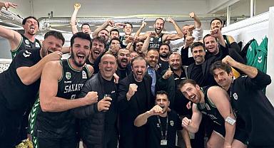 Namağlup Lider Büyükşehir Kütahya Engelini Aştı: 63-70