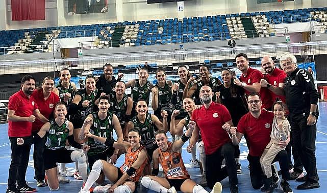 SAKARYANIN SULTANLARI ZİRVE YÜRÜYÜŞÜNE DEVAM EDİYOR